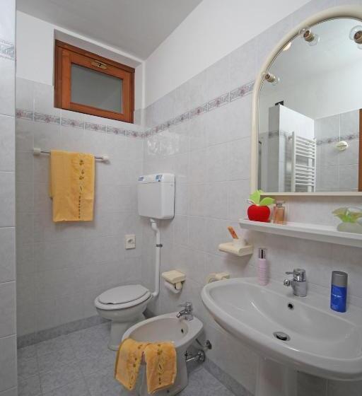 דירת שני חדרים, Residence La Pertica