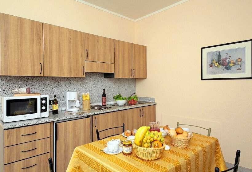 דירת חדר, Residence La Pertica