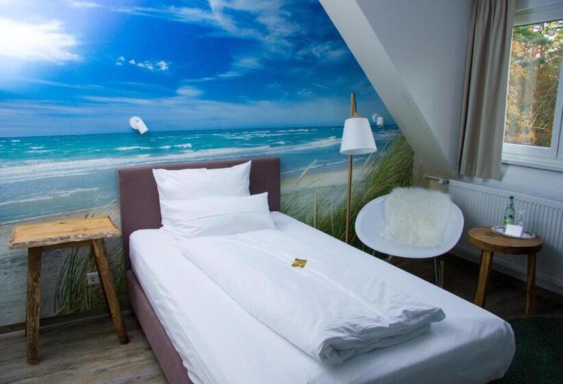 Standard Single Room, Restaurant Anders