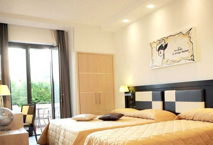 スタンダードトリプルルーム, Visagi