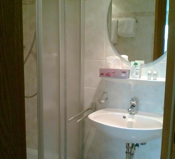 Номер Стандарт, Zum Weissen Lamm