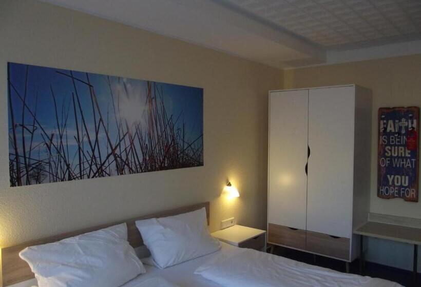 Номер Стандарт, Zum Weissen Lamm