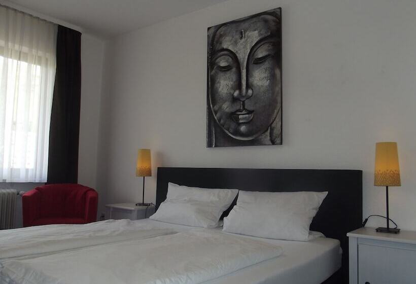 Номер Стандарт, Zum Weissen Lamm