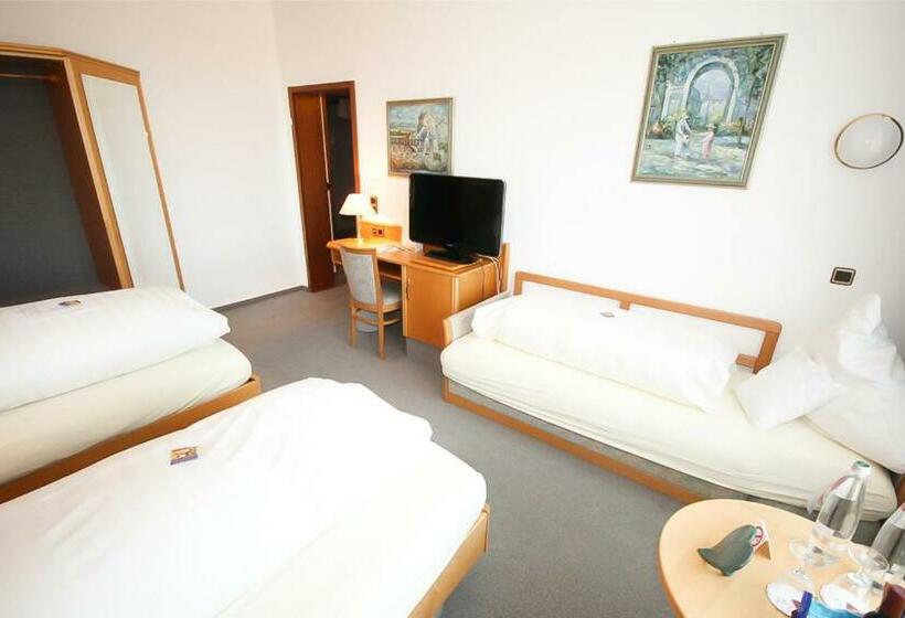 Номер Стандарт, Landhotel Restaurant Gärtner