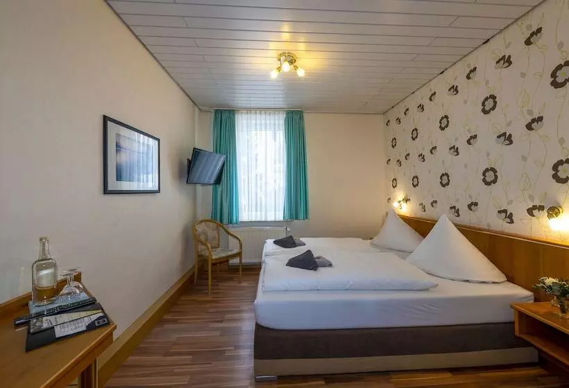 اتاق استاندارد, Landhotel Zum Niestetal