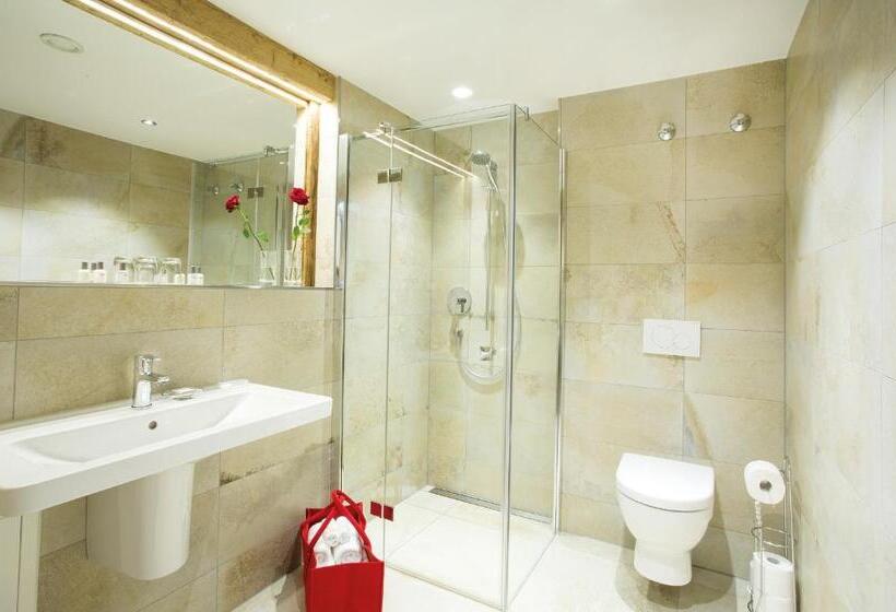 컴포트 룸, Landgasthof Schmuck