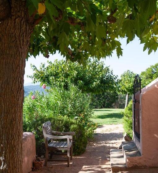 2-Bedroom Classic Apartment, Résidence Marina Di Santa Giulia