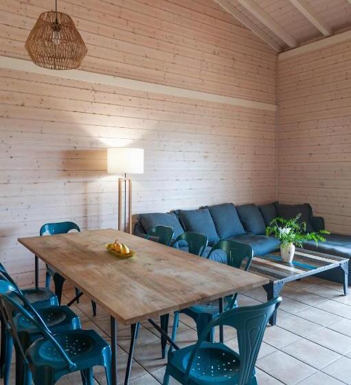 خانه 3 خوابه, Résidence Marina Di Santa Giulia