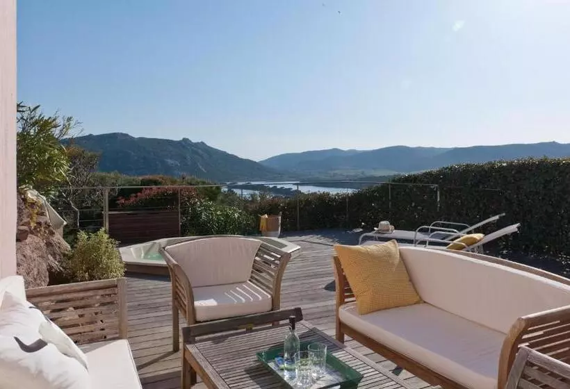 オーシャンビュー２ベッドルームヴィラ, Résidence Marina Di Santa Giulia