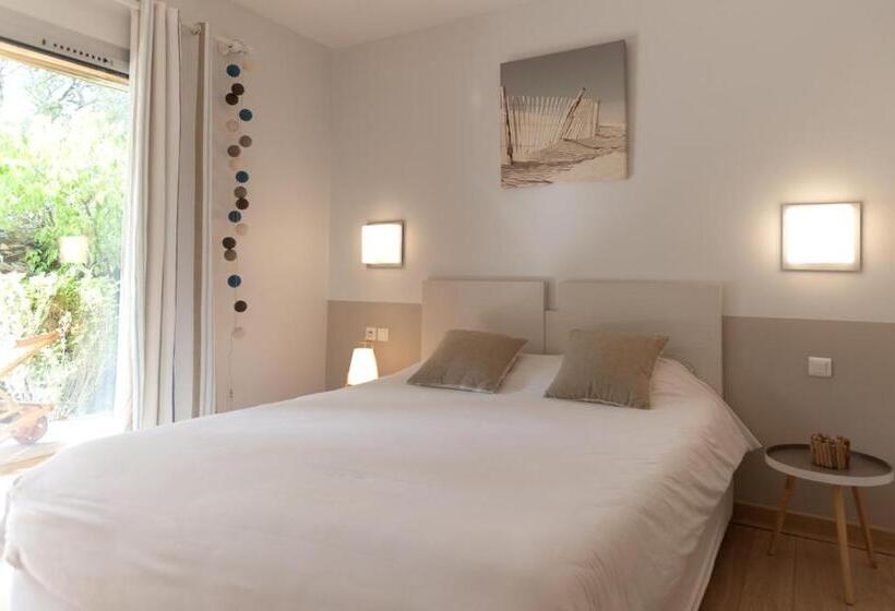 2 Bedroom Premium Apartment, Résidence Marina Di Santa Giulia