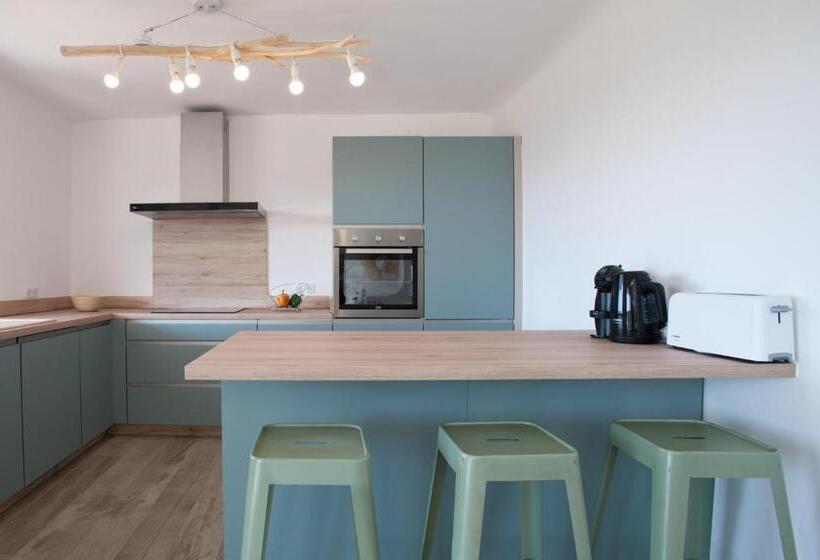 خانه 4 خوابه, Résidence Marina Di Santa Giulia