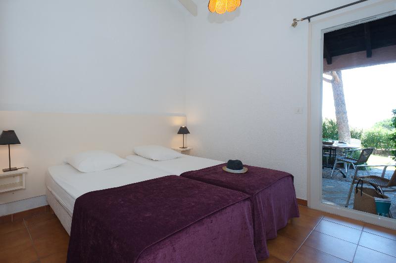 2-Bedroom Classic Apartment, Résidence Marina Di Santa Giulia