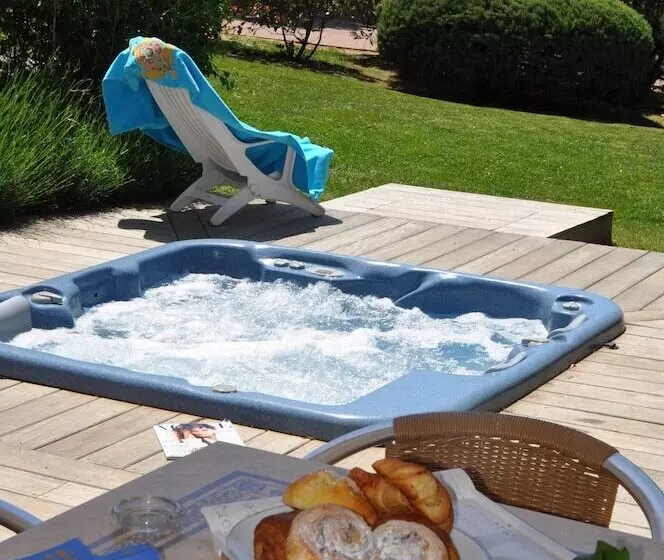 オーシャンビューの１ベッドルームビラ, Résidence Marina Di Santa Giulia