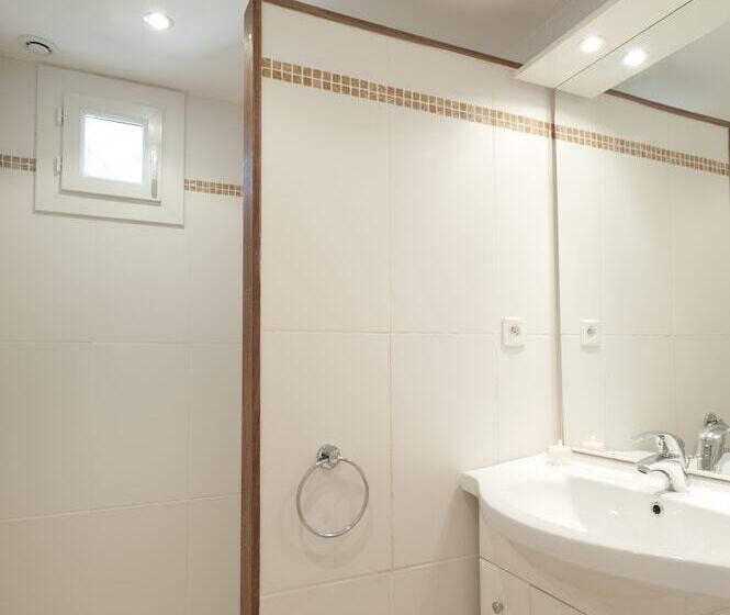 2-Bedroom Classic Apartment, Résidence Marina Di Santa Giulia