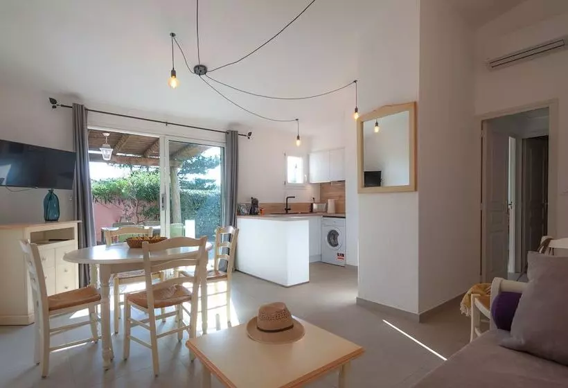 スーペリアー１ベッドルームビラ, Résidence Marina Di Santa Giulia