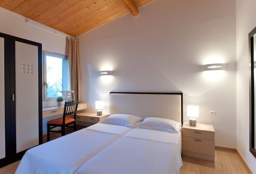 2 Bedroom Premium Apartment, Résidence Marina Di Santa Giulia