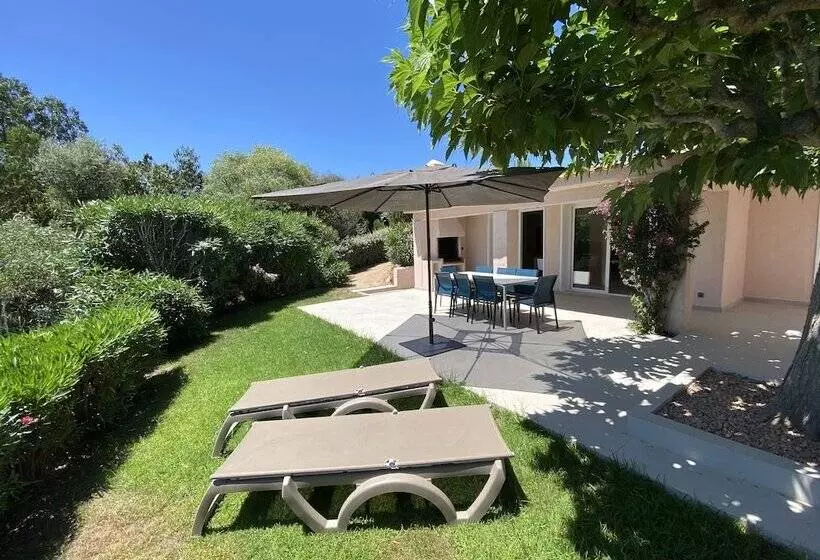 ３ベッドルームのスーペリアビラ, Résidence Marina Di Santa Giulia