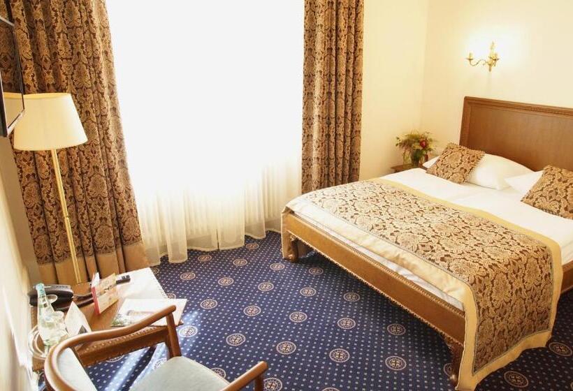 Номер Стандарт Индивидуальный, Schloss Hotel Wolfsbrunnen