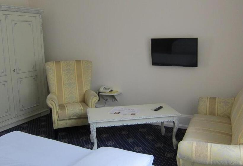 Номер Комфорт Индивидуальный, Schloss Hotel Wolfsbrunnen