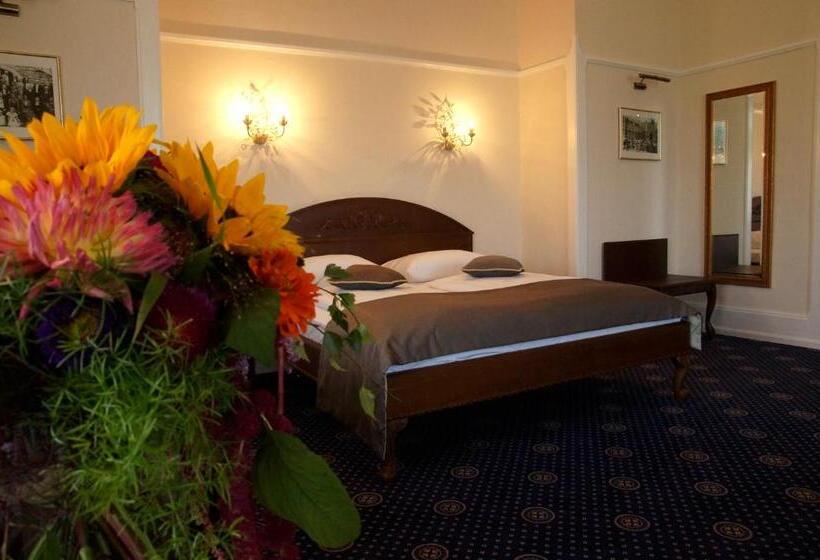 Номер Deluxe, Schloss Hotel Wolfsbrunnen