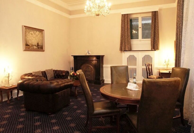 Люкс, Schloss Hotel Wolfsbrunnen