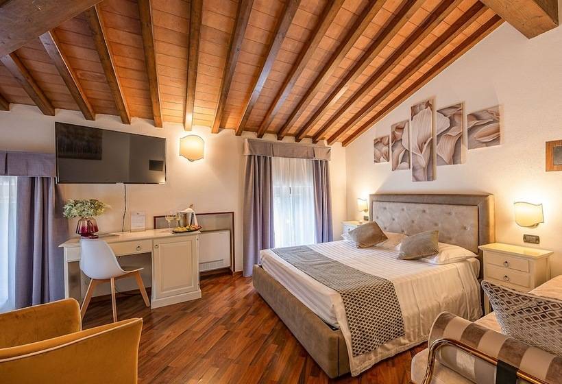 四人标准间, Villa Cariola