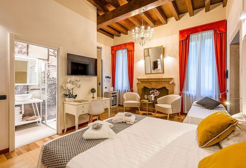 小型套房, Villa Cariola