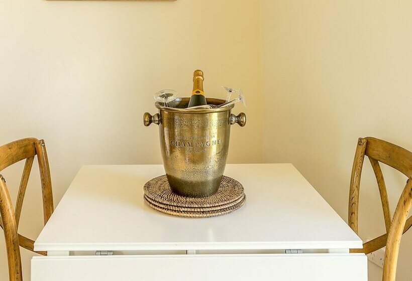 בית, חדר שינה 1, Blackwattle Luxury Retreats