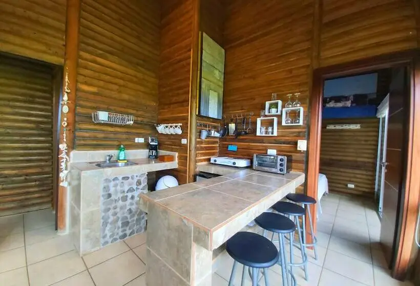 キャビン, Horizon Ocean View Hotel And Yoga Center