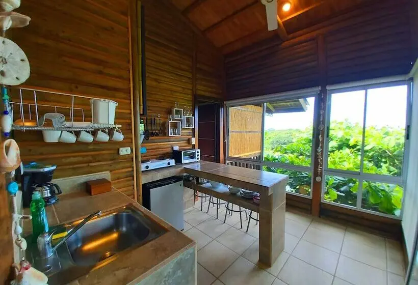 キャビン, Horizon Ocean View Hotel And Yoga Center