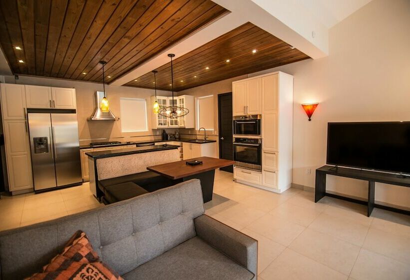 1ベッドルームハウス, Colibri Boutique