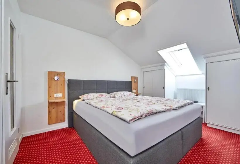 Huoneisto 1 Makuuhuone, Alpen Gästehaus