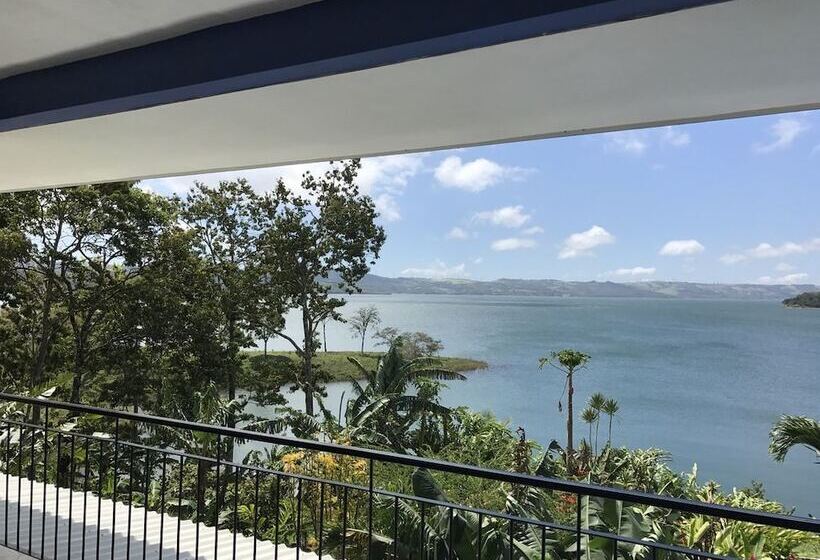 디럭스 스튜디오, Bluebay Bugenvil Lake Lodge