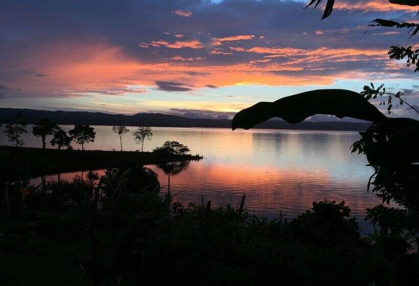 디럭스 스튜디오, Bluebay Bugenvil Lake Lodge