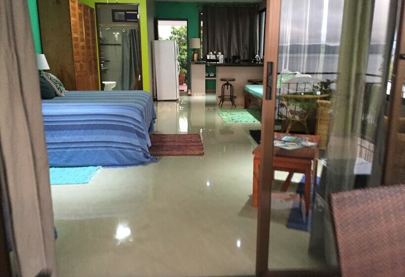 디럭스 스튜디오, Bluebay Bugenvil Lake Lodge