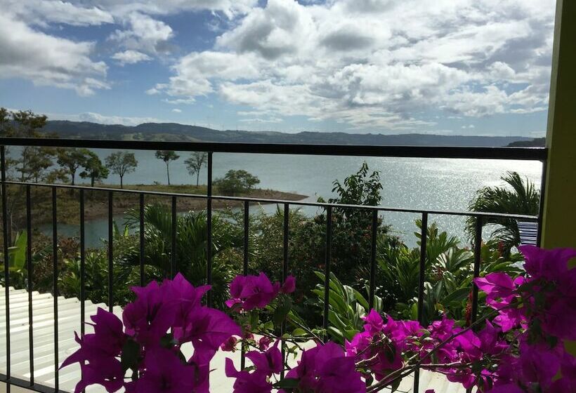 디럭스 스튜디오, Bluebay Bugenvil Lake Lodge