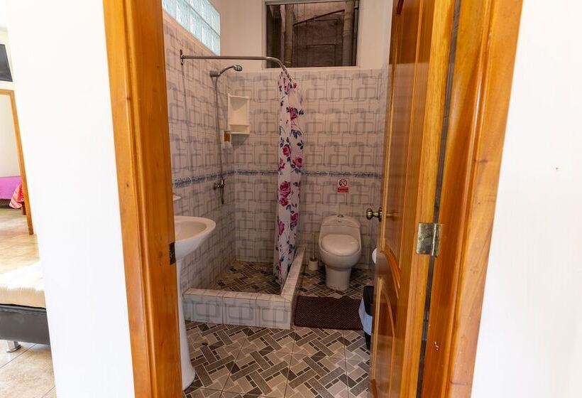 2침실 패밀리 아파트, Ariana´s Galapagos Hostal