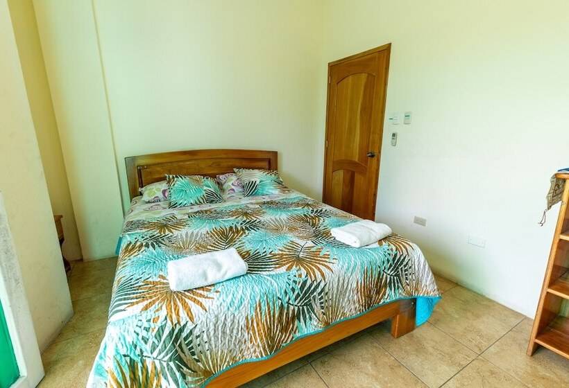 2침실 패밀리 아파트, Ariana´s Galapagos Hostal