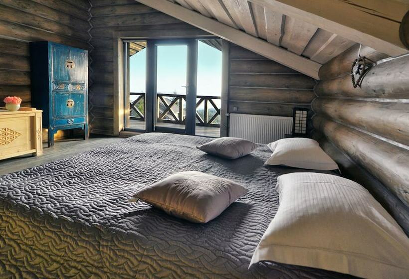 اتاق راحتی, Charlton Estate