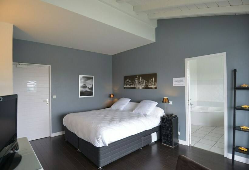 스탠다드 룸, Restaurant Côte Garonne Le Balcon Des Dames   Tonneins Marmande Agen   Chambres Climatisées