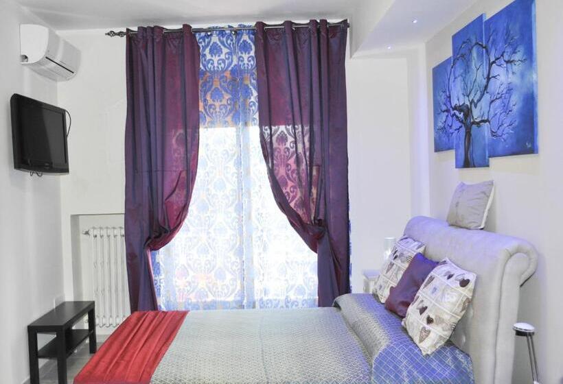 带大床的标准间, Suiteiris B&b