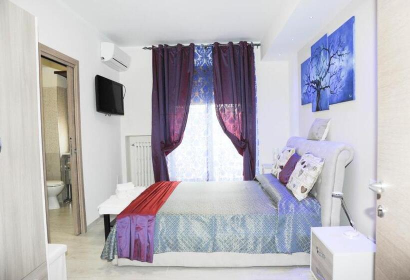 带大床的标准间, Suiteiris B&b