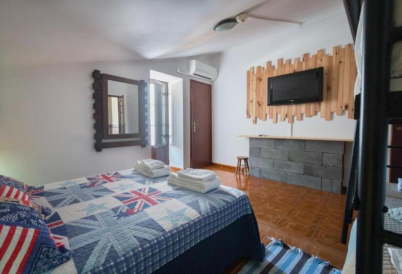 패밀리 룸, Beja Hostel