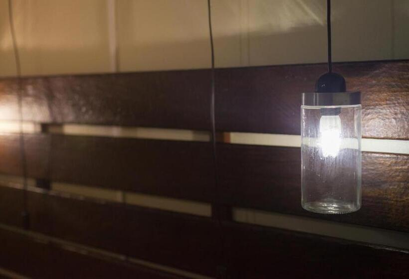 이코노미 룸, Beja Hostel