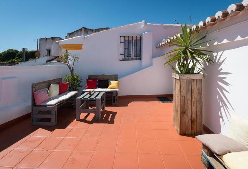 스탠다드 테라스 룸, Beja Hostel