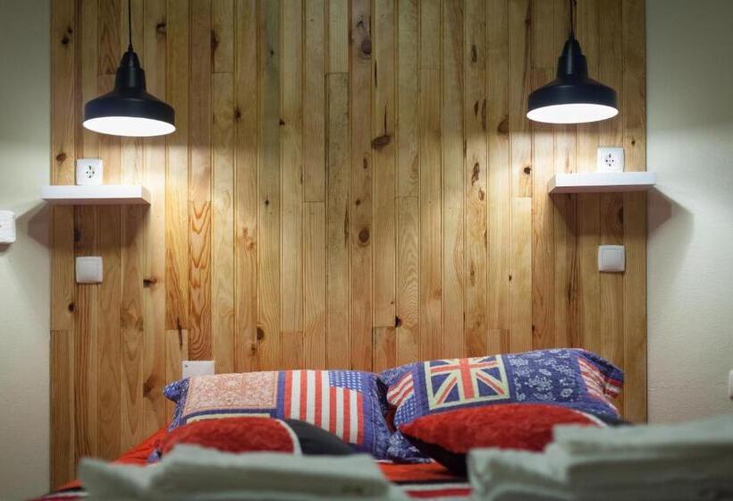 이코노미 룸, Beja Hostel