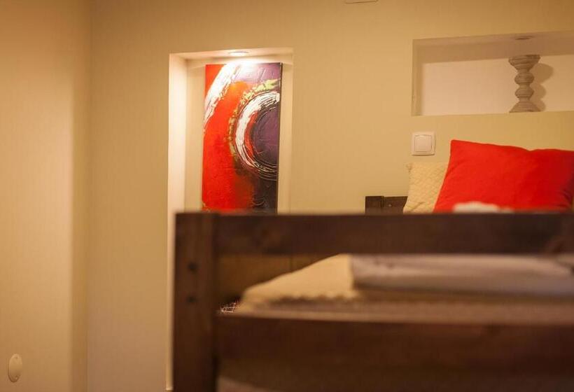 패밀리 룸, Beja Hostel