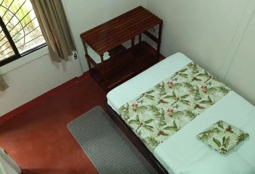 スタンダードルーム, Cabinas Tropicales