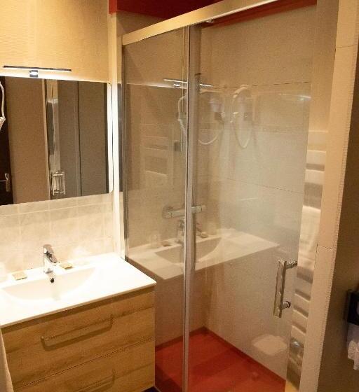 Номер Стандарт Вид на Горы, Hôtel Castillan
