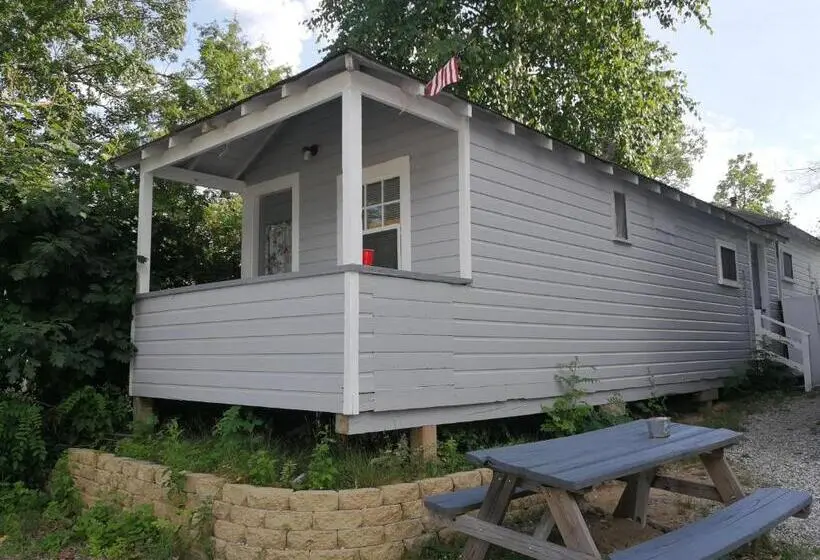 １ベッドルームハウス, Pine View Lodge